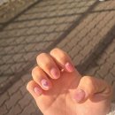 반하는 네일
