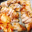 꺼먹돼지 이미지