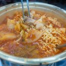 항아리 김치찌개 이미지