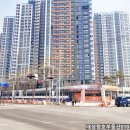 SK뷰 상가 앞 횡단보도 이미지