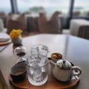 애프터눈커피 화장실 이미지