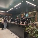 커피스니퍼 신세계백화점 후기, 버터크림도넛과 다크한 커피 조합