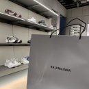 슈즈테크&크리닝센터 | [서초]반포 강남 신세계 백화점 남편 생일선물 트렌디 슈즈 발렌시아가 트랙 스니커즈 화이트 오렌지 후기