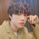 인생은 마치 끝없는 궤도를 달리는 별같아