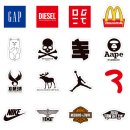 헬멧 조형물 이미지