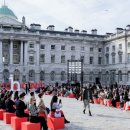 헤지스앞 이미지