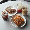 콤마커피 | 광명 카페 재방문 후기 | 더콤마라운지 광명GIDC점