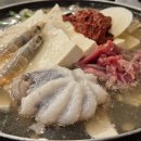 무주읍 당산리 ~ 무주읍 당산리 남대천교 앞 | 무주 지남공원 앞 콩수레 두부가 현지인 추천 맛집 두부 전골이 끝내줘~