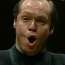 토마스 크바스토프, 1997년에는 베를린 필하모닉과 하이든의 '천지창조'를 협연해서 연주무대에 데뷔했고, 2003년에는 잘츠부르크 축제 이미지