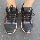 새로산운동화 이미지