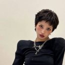 지전여자 이미지