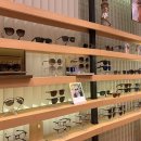 아울렛 안경 이미지