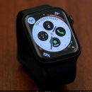 Apple Watch Series 5, Apple Watch SE 사용자가 절전 모드로 멈춤은 무료 수리를 선택할 수 있습니다 이미지