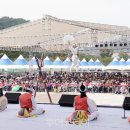 바우덕이로 이미지