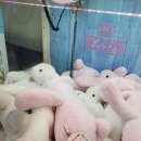 인형뽑기놀이터 이미지