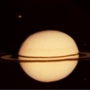 토성 - 아름다운 고리를 가진 행성 이미지