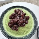 리플미디어 | 해방촌 카페 층별로 즐기는 복합문화공간 '웰니스카페 사유' (feat. 말차빙수맛집& 갤러리 사유)