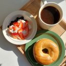 매탄축산 | 매탄동 카페 : 건강한 수원 그릭요거트와 베이글 맛집 요커