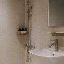 더휴식 아늑 인천송도점 | [인천 호텔 숙소 숙박 추천] 더휴식 아늑 더피크 호텔 인천 송도점 테마 객실이 매력적인 인천 호텔