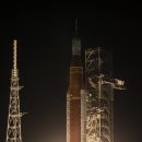 SLS(Space Launch System) 로켓 발사 Artemis 1 이미지