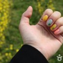 네일은 봄날 이미지