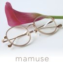 뮤즈 안경 이미지