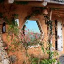 쌍둥이네흙집 이미지