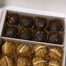호두마을회관 | 팥 없이 치즈 가득! 빵돌이도 반한 천호당 초코치즈호두과자 솔직 리뷰🍫🧀