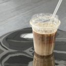 (주)에이비티엘 | 강남 카페 추천 | 공간 자체가 작품인 곳 &#34;Cafe Log 로그&#34;
