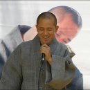 이 번엔 새 신도 새 자전거도 아닌 새 폰을 들고 뛰어보자 폴짝 이미지