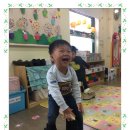 ♥ 2017년 11월 8일 수요일 귀염둥이 도담반 이야기 [엄마, 아빠 신발을 신고 걸어요]♥ 이미지