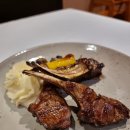 루츠하우스 이미지