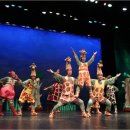 가족 뮤지컬 - 목짧은 기린 지피 이미지