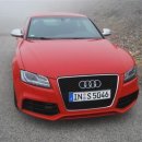 Audi RS5 이미지