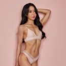 올데이PT 레이디 이미지