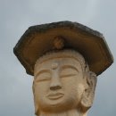 충주 미륵리 석조여래입상: 고려 불교의 숨결 이미지