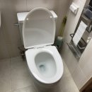 공용화장실 이미지