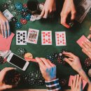 형규목장 | 에디터들의 플레이리스트: 선병맛 후중독의 수험생 클릭 금지 7곡