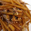 우엉조림 만드는 법 채썰어 소고기로 맛내요 이미지