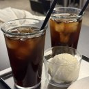 워크앤레스트 | [원주시 카페] 크로플이 맛있고 낭만 풀충전되는 카페 | 워크앤레스트 내돈내산 후기