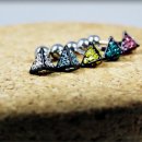 셀프피어싱 이미지