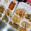 맛있는 떡볶이와 튀김 이미지