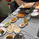 산과들과바다와함께 | 바다위산아래 굴요리 전문점 후기｜방갈로 예약 가능한 겨울 제철 굴맛집