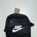 365스포츠 | 나이키 미니 백팩(스포츠웨어 퓨추라 365/블랙/6L) 내돈내산 장·단점 후기