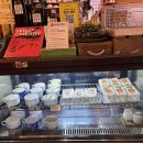 사평대로12길 70 (1) | 역 카페/디저트 리뷰] “커피문화사 수유” 필터커피, 고구마티라미수, 과일산도 등 4종 메뉴 시식 후기