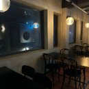 뽀빠이하우스 | [서울/신당] 조용히 작업하기 좋은 넓은 신당 대형카페 "브릭하우스" 내돈내산 솔직후기