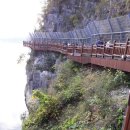 달을 품은 한옥 이미지