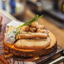 강한남자 장작구이 | 역삼역 삼겹살 맛집 서울 도심 속 산장 장작구이 컨셉