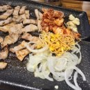 [서울/강동] 성내동 점심 맛집 8000원 삼겹살 1인분에 된장찌개에 셀프바 꼭 가라 소주 맥주가 2000원...