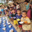 미얀마 난민 카이키캠프에 부활절 계란을! 이미지